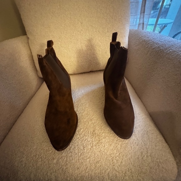 Thursday Duchess Bootie- cinnamon size 9 - Picture 3 of 5